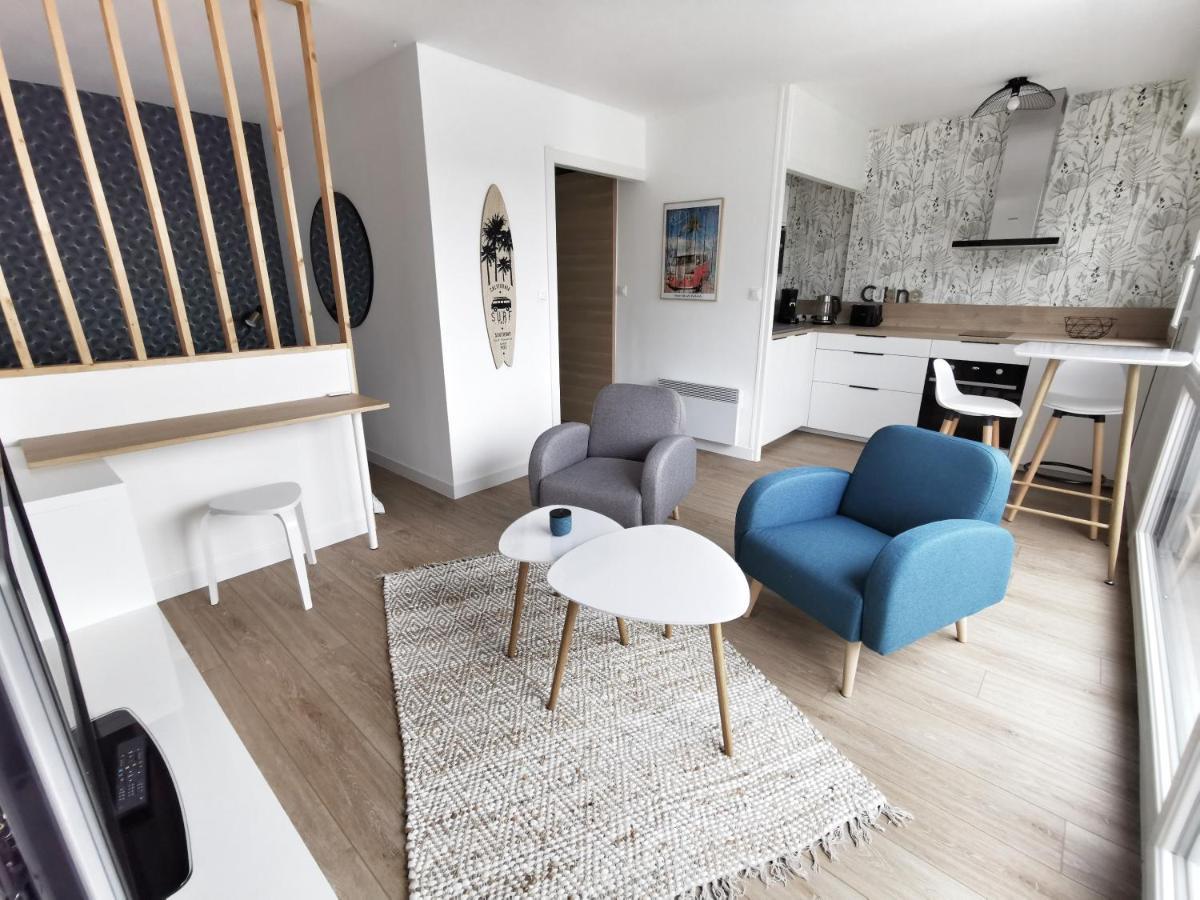 Appartement Lumineux Avec Balcon Et Parking Cherbourg-en-Cotentin Exterior foto